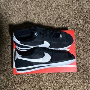 New. Never worn Nike Cortez